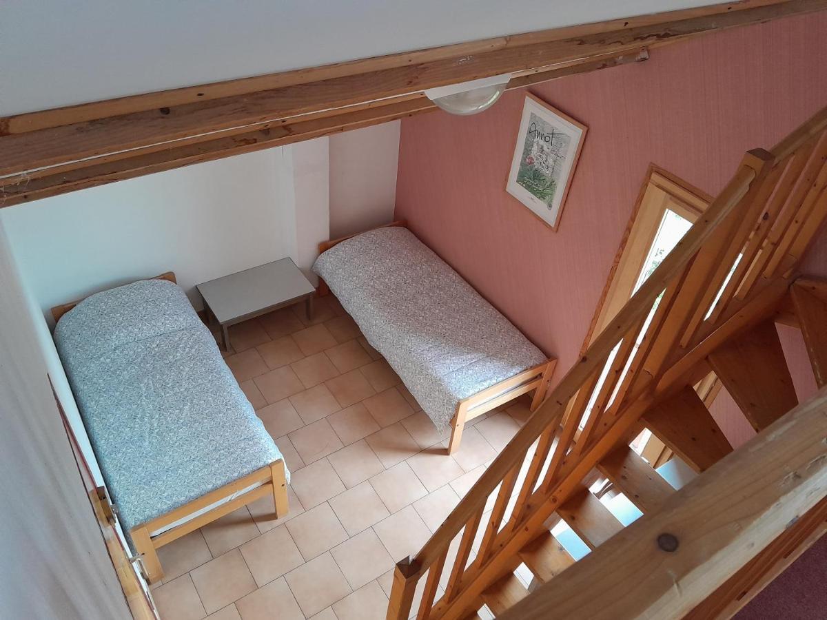 Refuge De Roncharel Hotel Annot Eksteriør billede